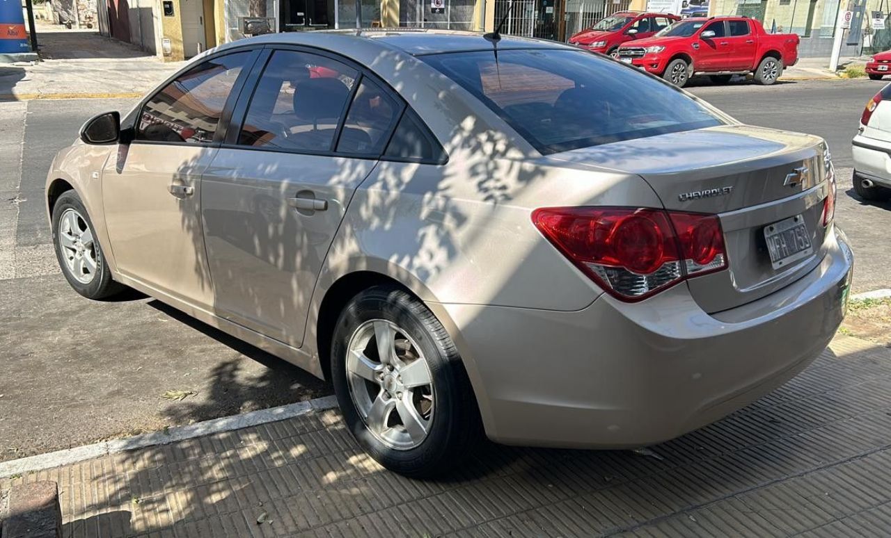 Chevrolet Cruze Usado en San Luis, deRuedas