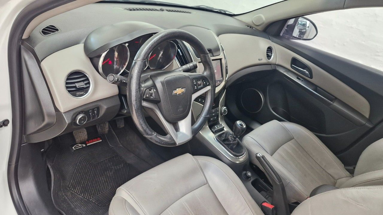 Chevrolet Cruze Usado en Mendoza, deRuedas