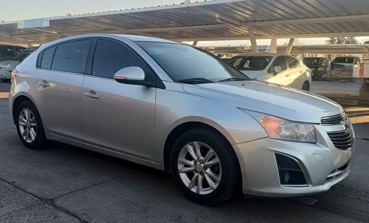 Chevrolet Cruze Usado en Mendoza, deRuedas
