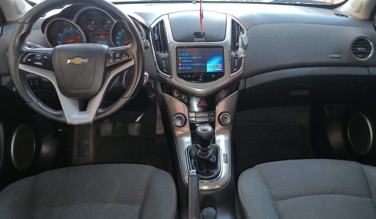 Chevrolet Cruze Usado en Mendoza, deRuedas