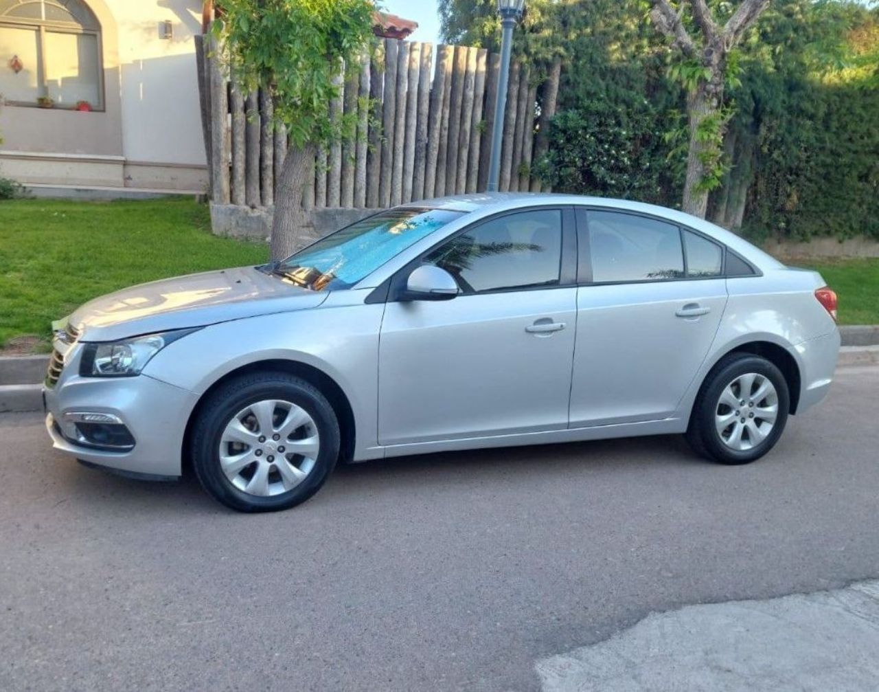 Chevrolet Cruze Usado en Mendoza, deRuedas