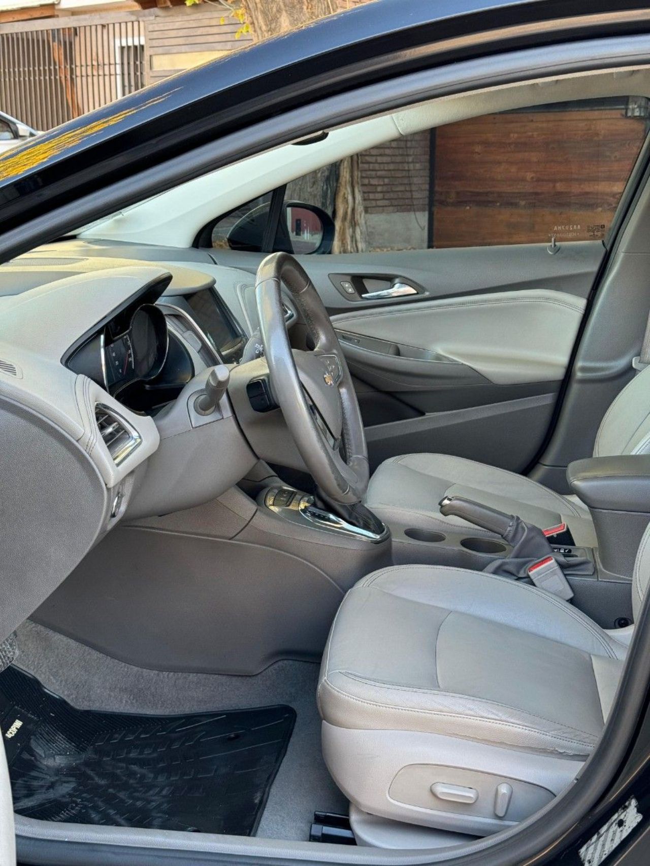 Chevrolet Cruze Usado en Mendoza, deRuedas