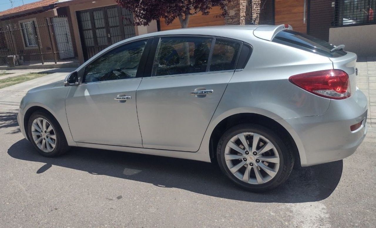 Chevrolet Cruze Usado en Mendoza, deRuedas