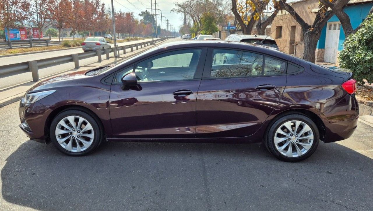 Chevrolet Cruze Usado en Mendoza, deRuedas