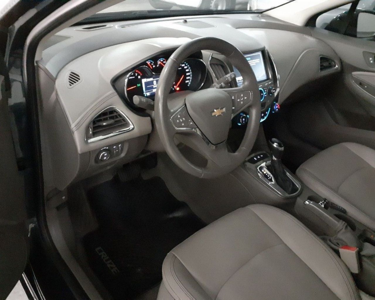 Chevrolet Cruze Usado en Mendoza, deRuedas