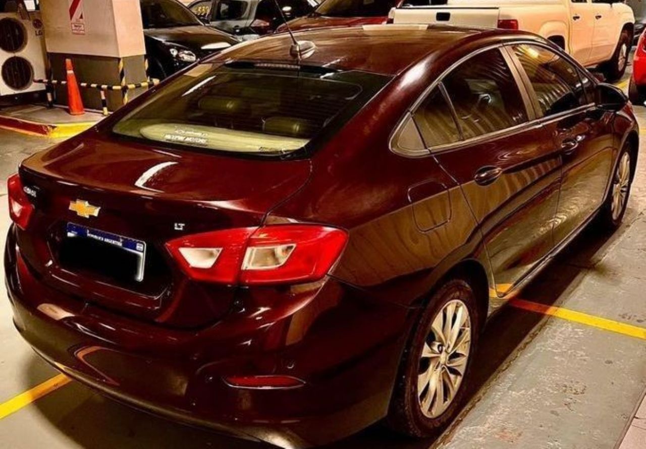 Chevrolet Cruze Usado en Mendoza, deRuedas