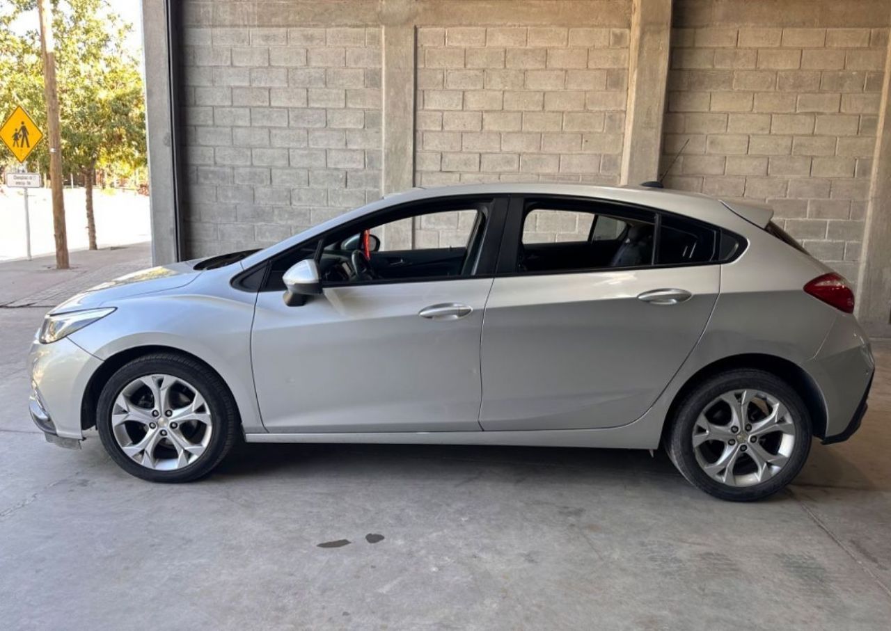Chevrolet Cruze Usado en Mendoza, deRuedas