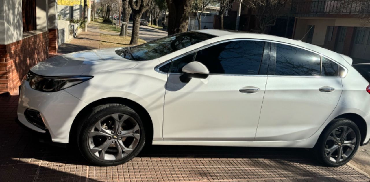 Chevrolet Cruze Usado en Santa Fe, deRuedas
