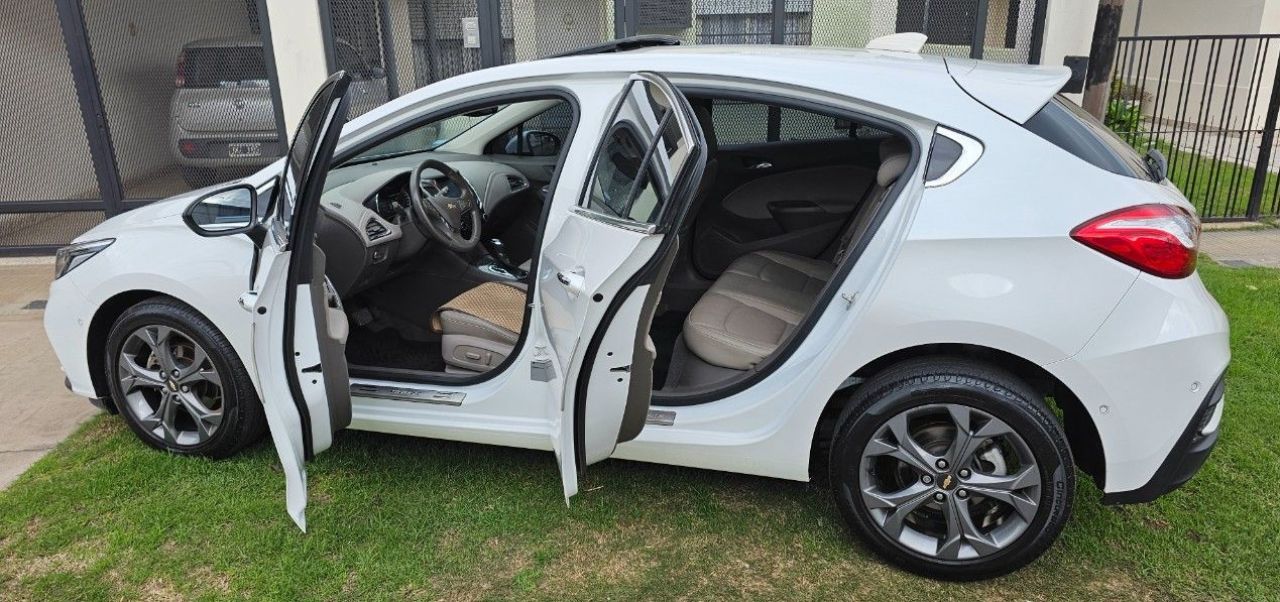 Chevrolet Cruze Usado en Santa Fe, deRuedas