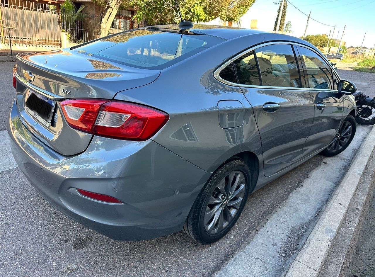 Chevrolet Cruze Usado en Mendoza, deRuedas