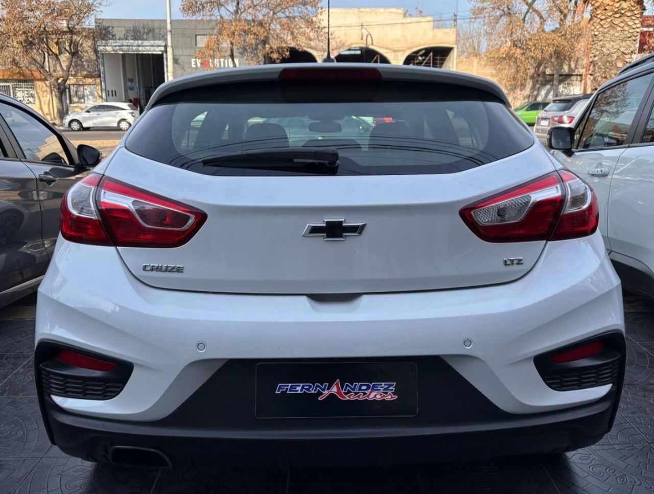 Chevrolet Cruze Usado en Mendoza, deRuedas