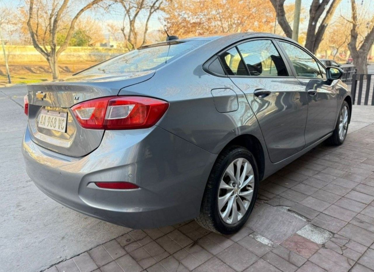 Chevrolet Cruze Usado en Mendoza, deRuedas