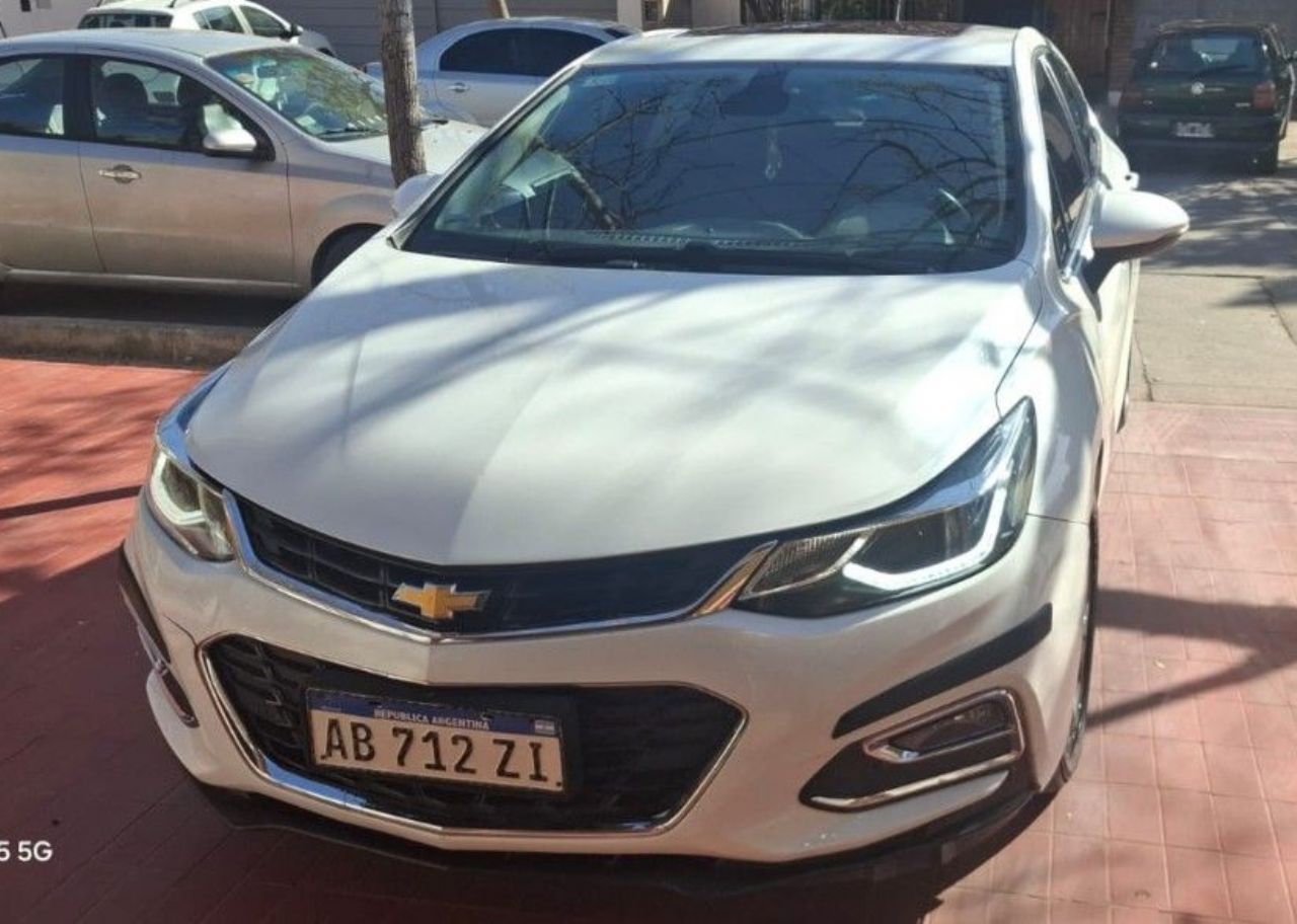 Chevrolet Cruze Usado en Mendoza, deRuedas