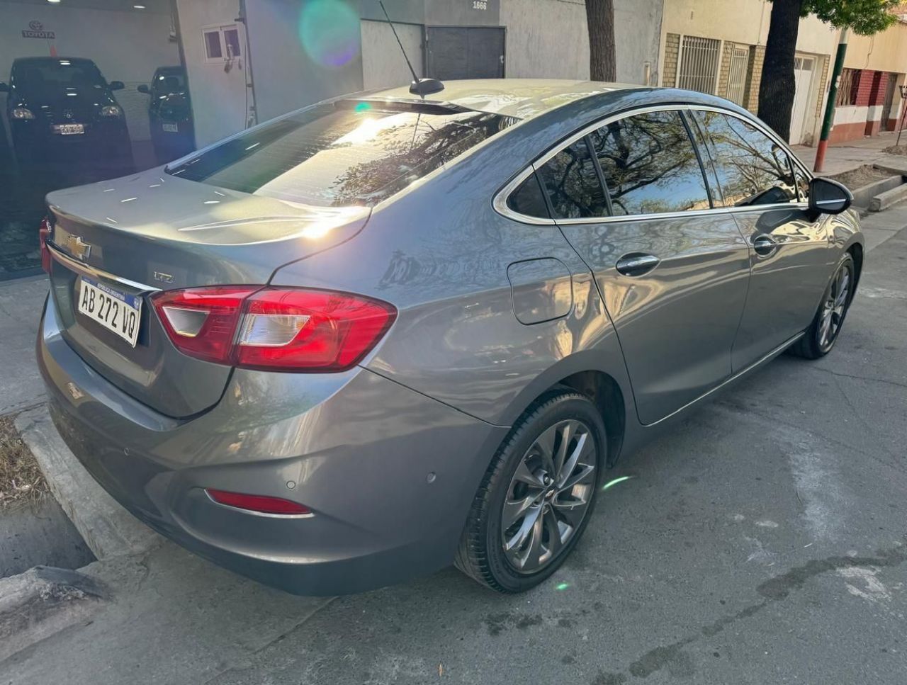 Chevrolet Cruze Usado en Mendoza, deRuedas