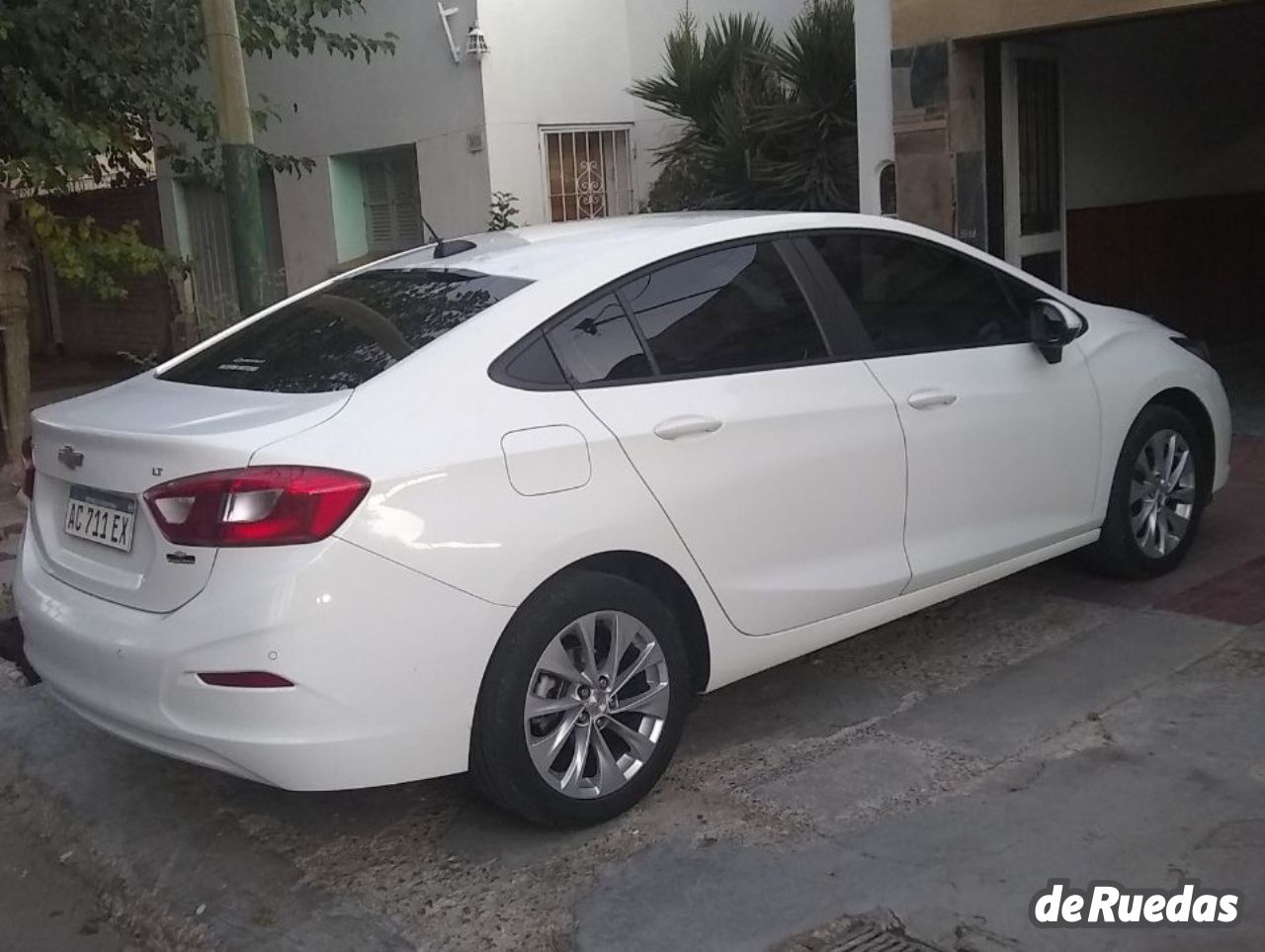 Chevrolet Cruze Usado en Mendoza, deRuedas