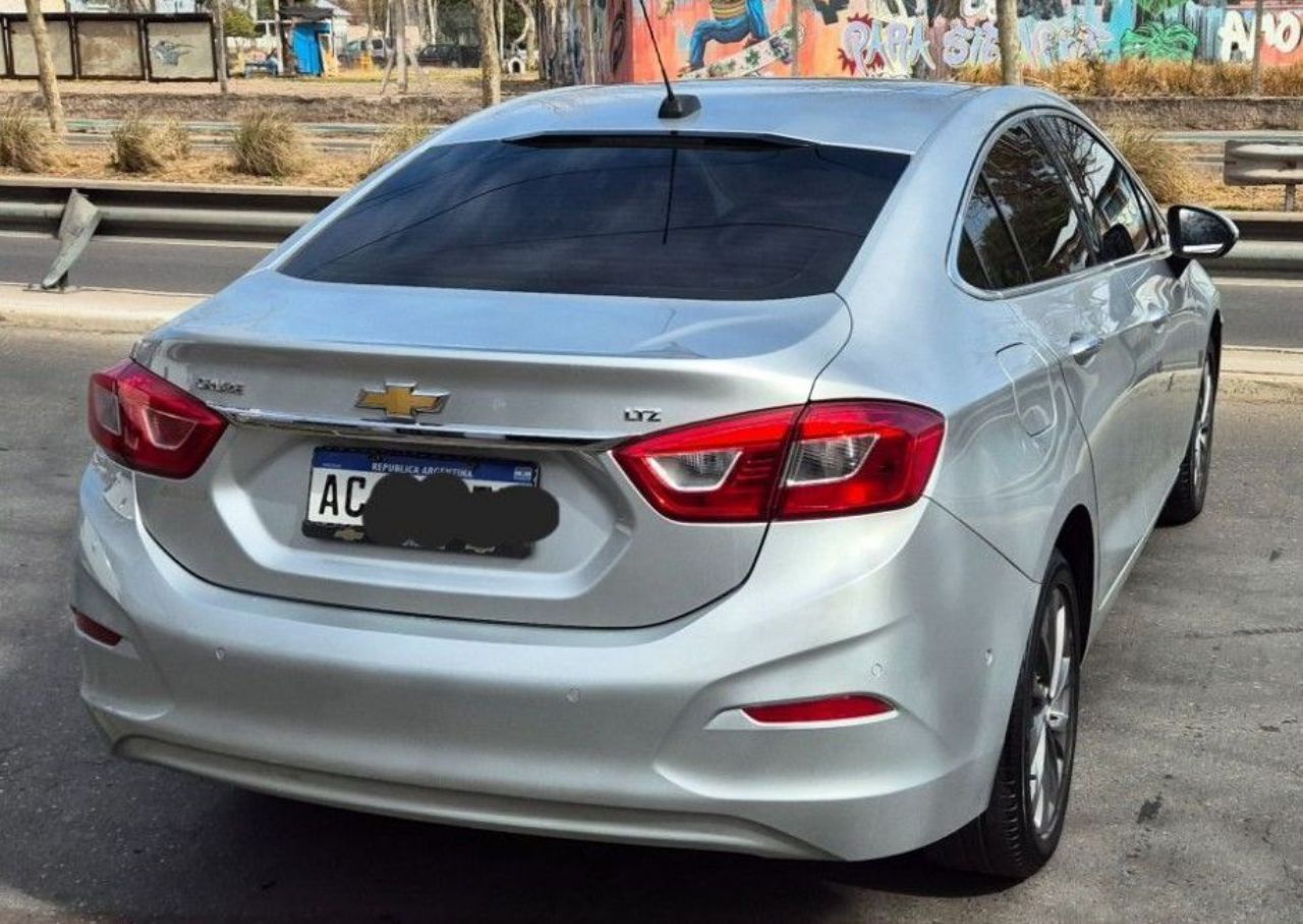 Chevrolet Cruze Usado en Mendoza, deRuedas