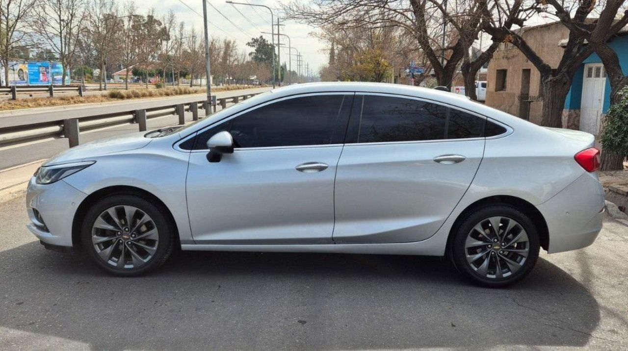 Chevrolet Cruze Usado en Mendoza, deRuedas