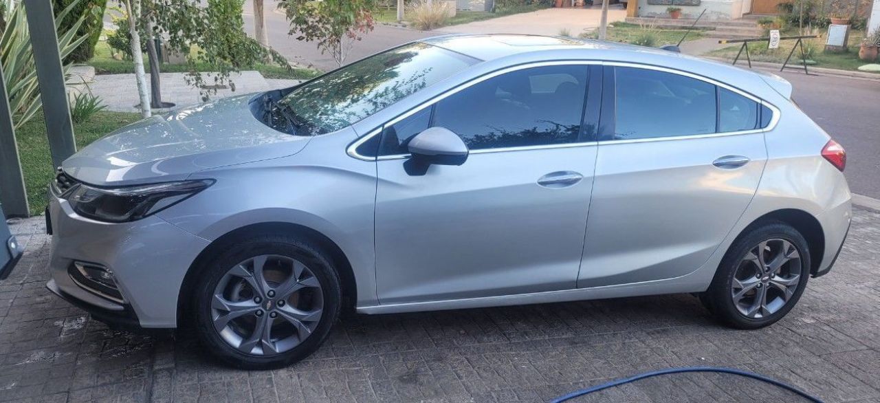 Chevrolet Cruze Usado en Mendoza, deRuedas