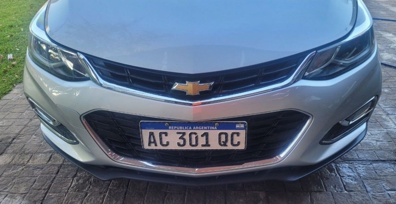 Chevrolet Cruze Usado en Mendoza, deRuedas