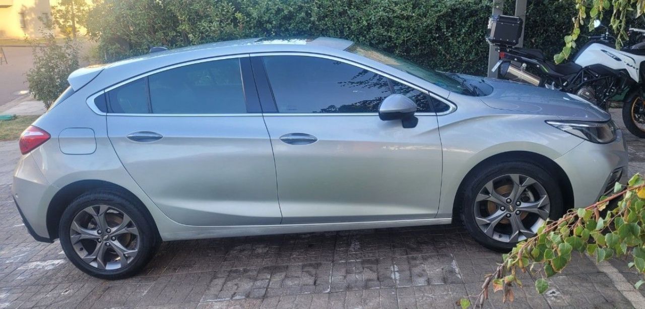 Chevrolet Cruze Usado en Mendoza, deRuedas
