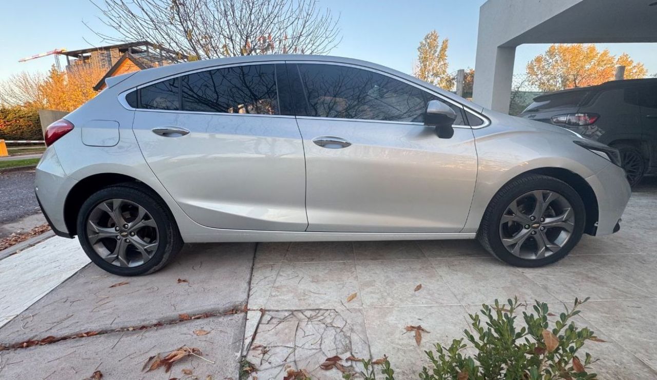 Chevrolet Cruze Usado en Mendoza, deRuedas