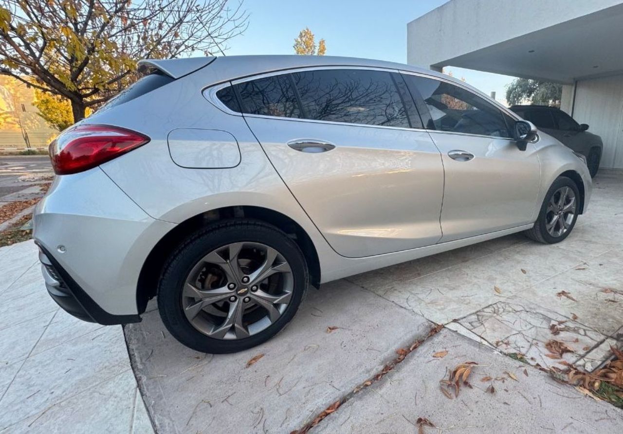 Chevrolet Cruze Usado en Mendoza, deRuedas