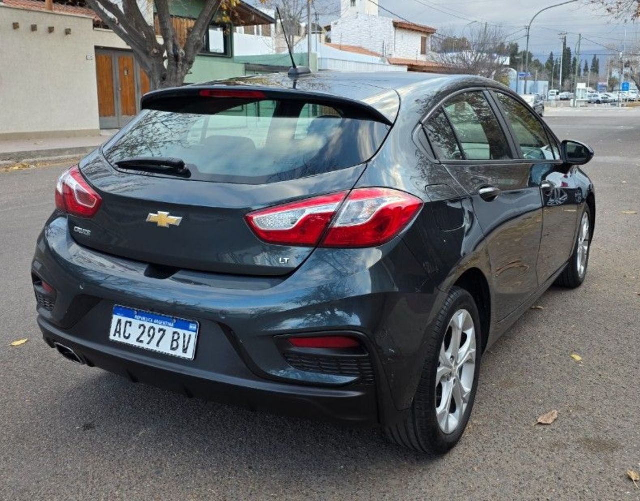 Chevrolet Cruze Usado en Mendoza, deRuedas