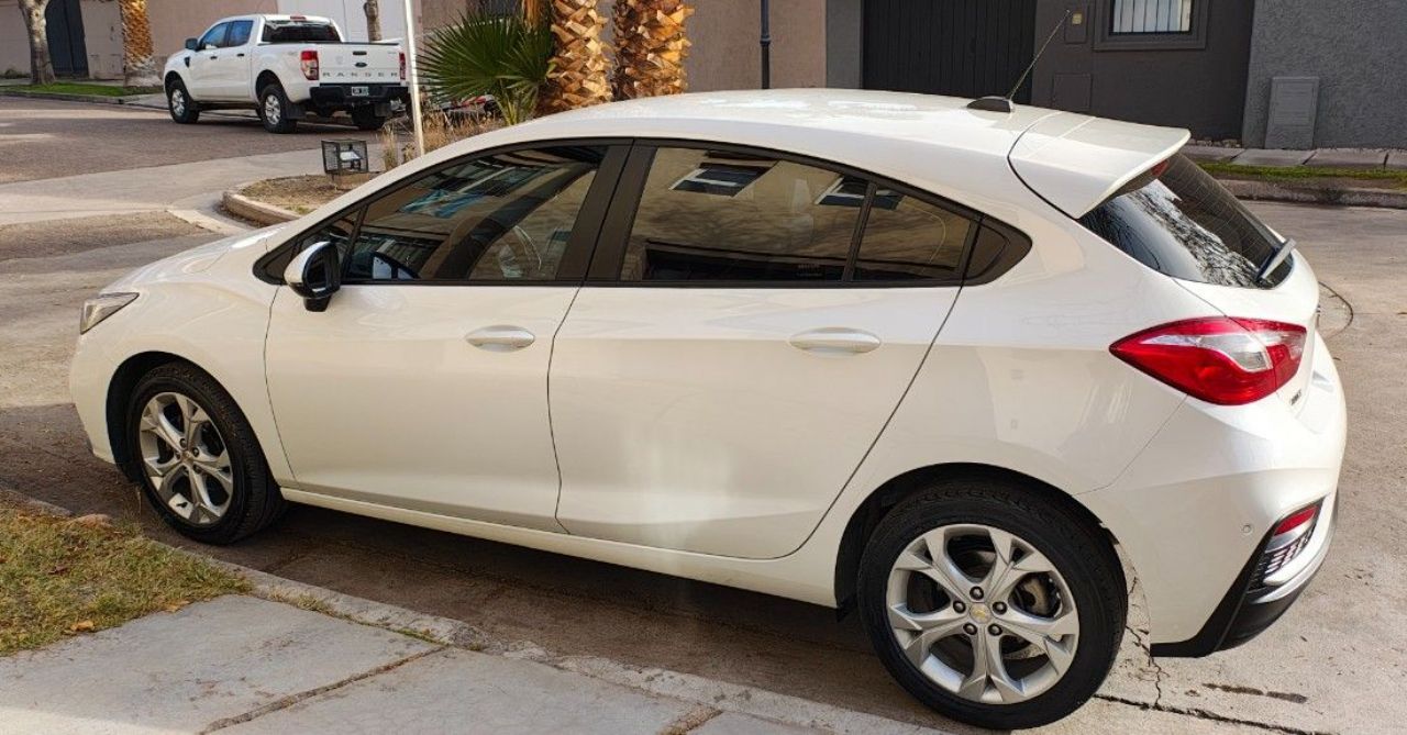 Chevrolet Cruze Usado en Mendoza, deRuedas