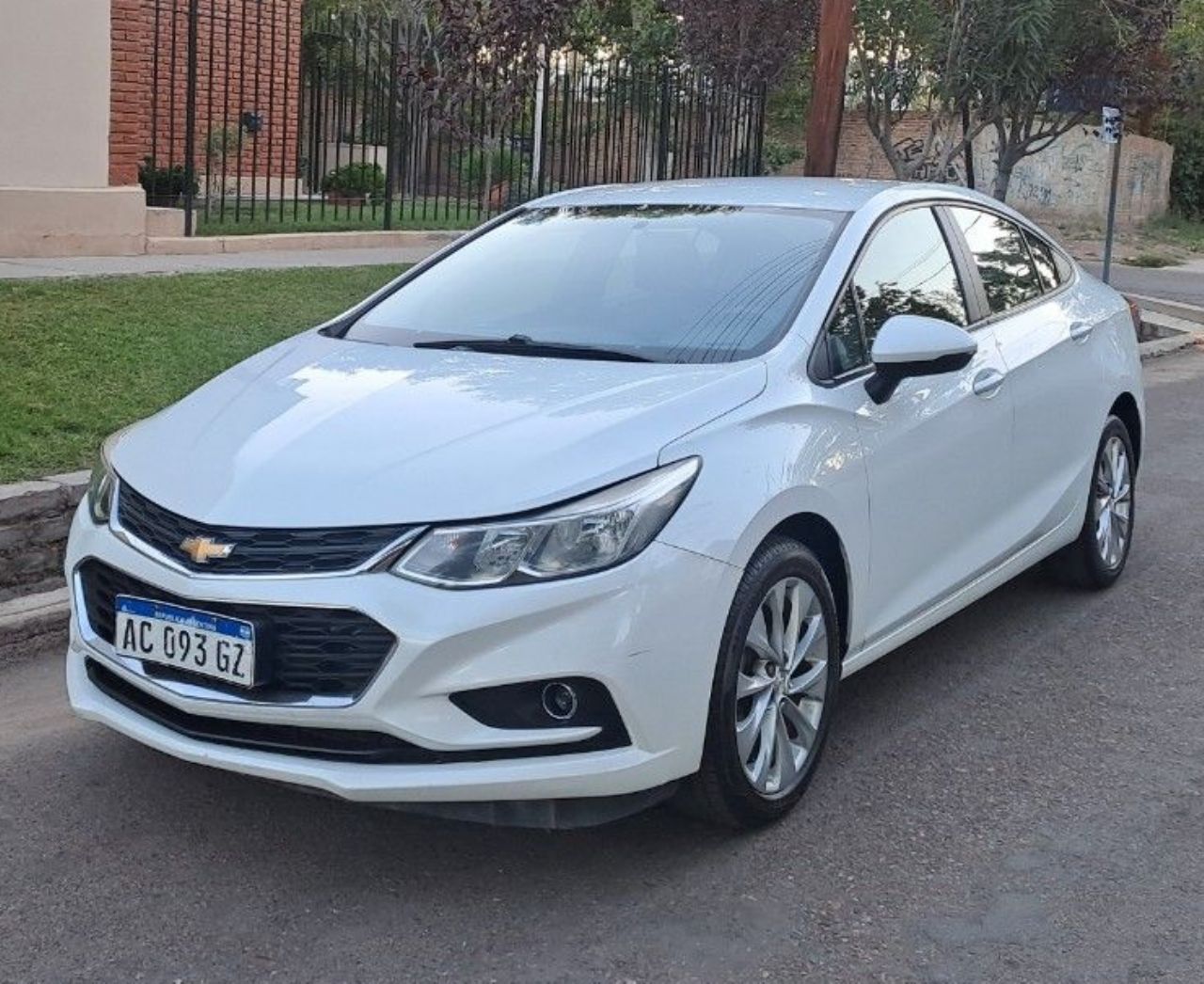 Chevrolet Cruze Usado en Mendoza, deRuedas