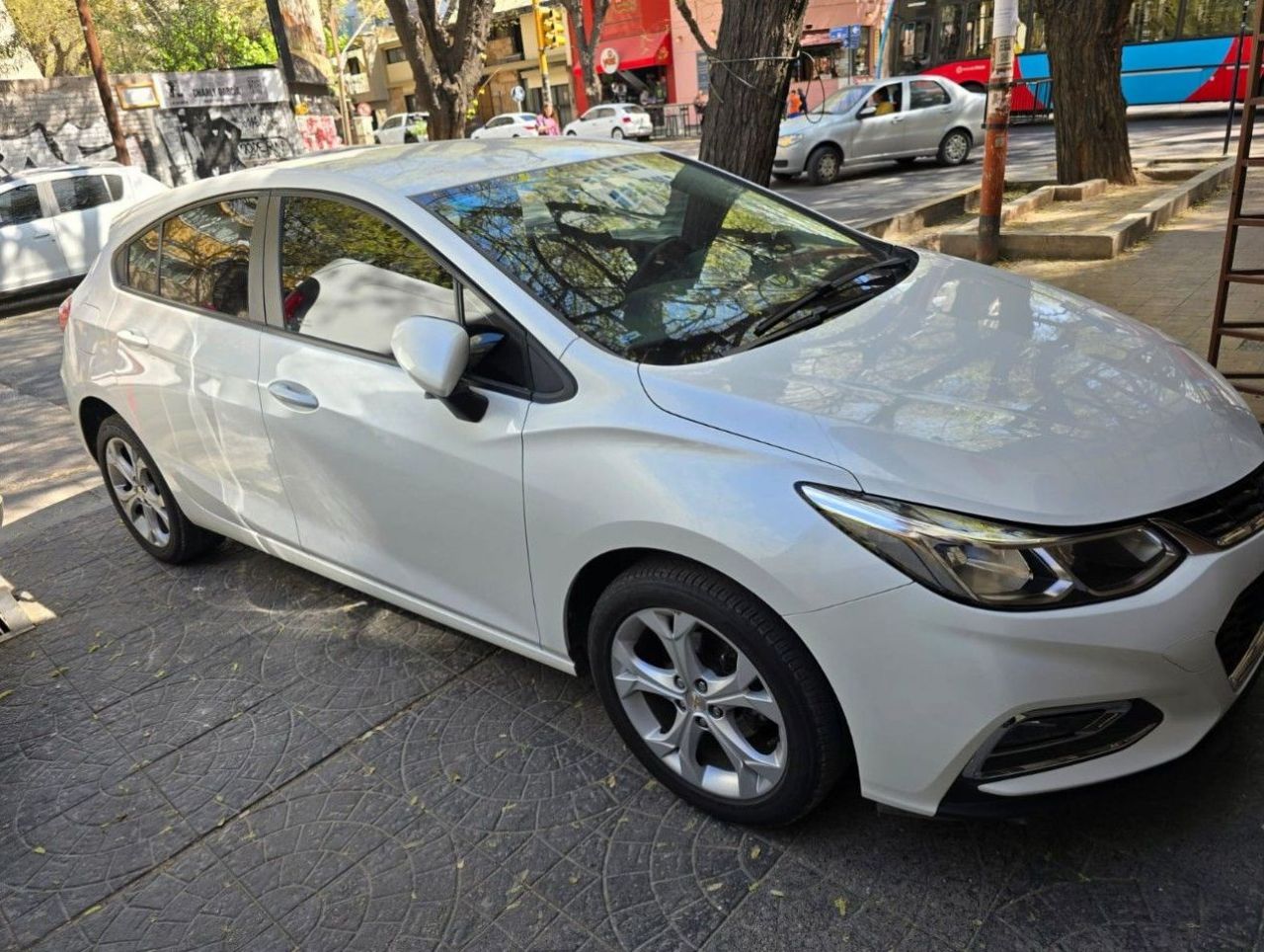 Chevrolet Cruze Usado en Mendoza, deRuedas
