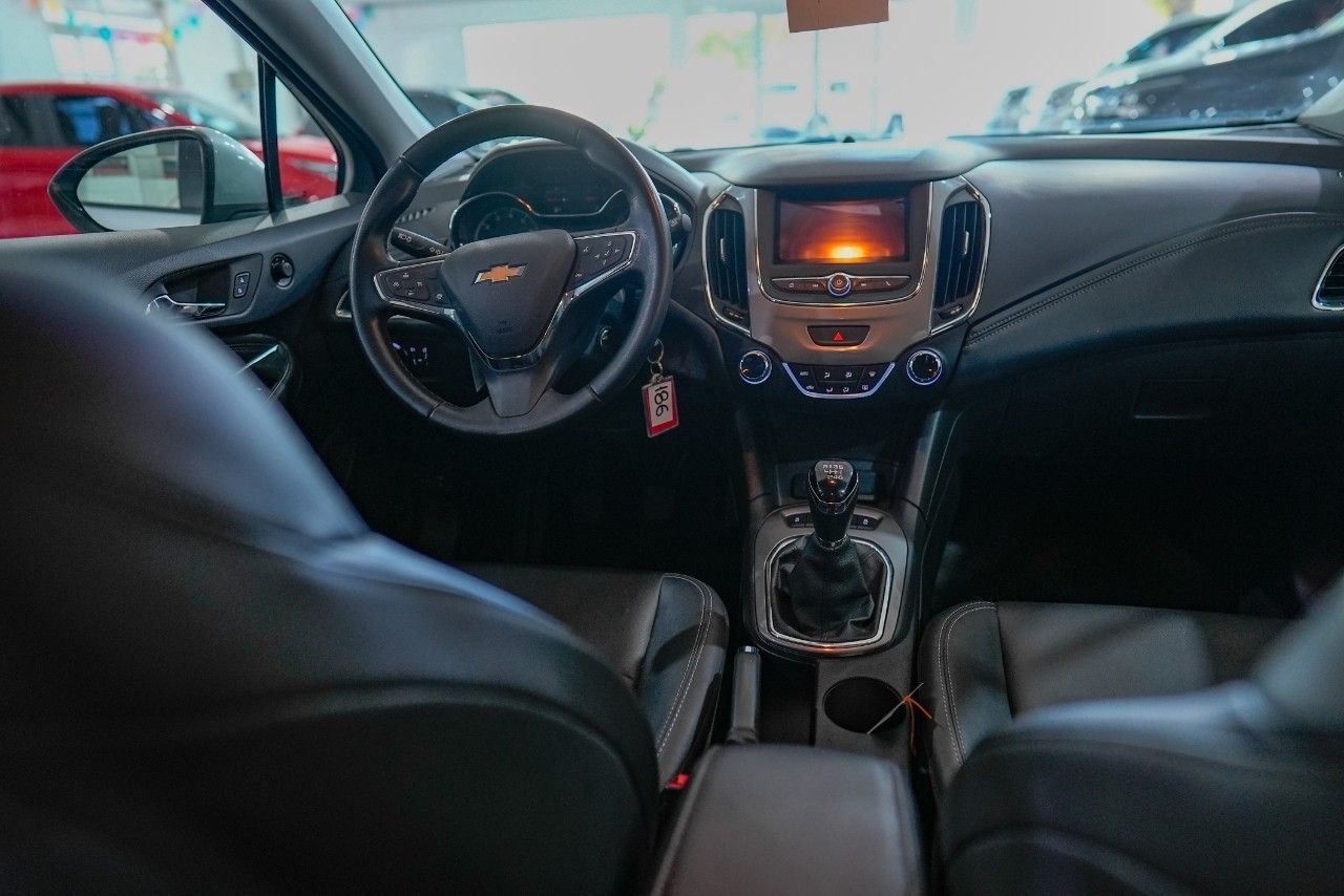 Chevrolet Cruze Usado en San Luis, deRuedas