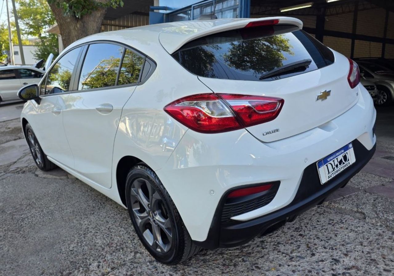 Chevrolet Cruze Usado en Mendoza, deRuedas