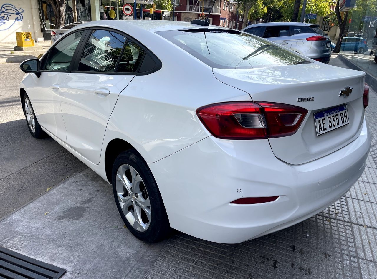 Chevrolet Cruze Usado en Mendoza, deRuedas