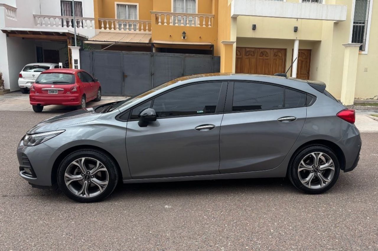 Chevrolet Cruze Usado en Mendoza, deRuedas
