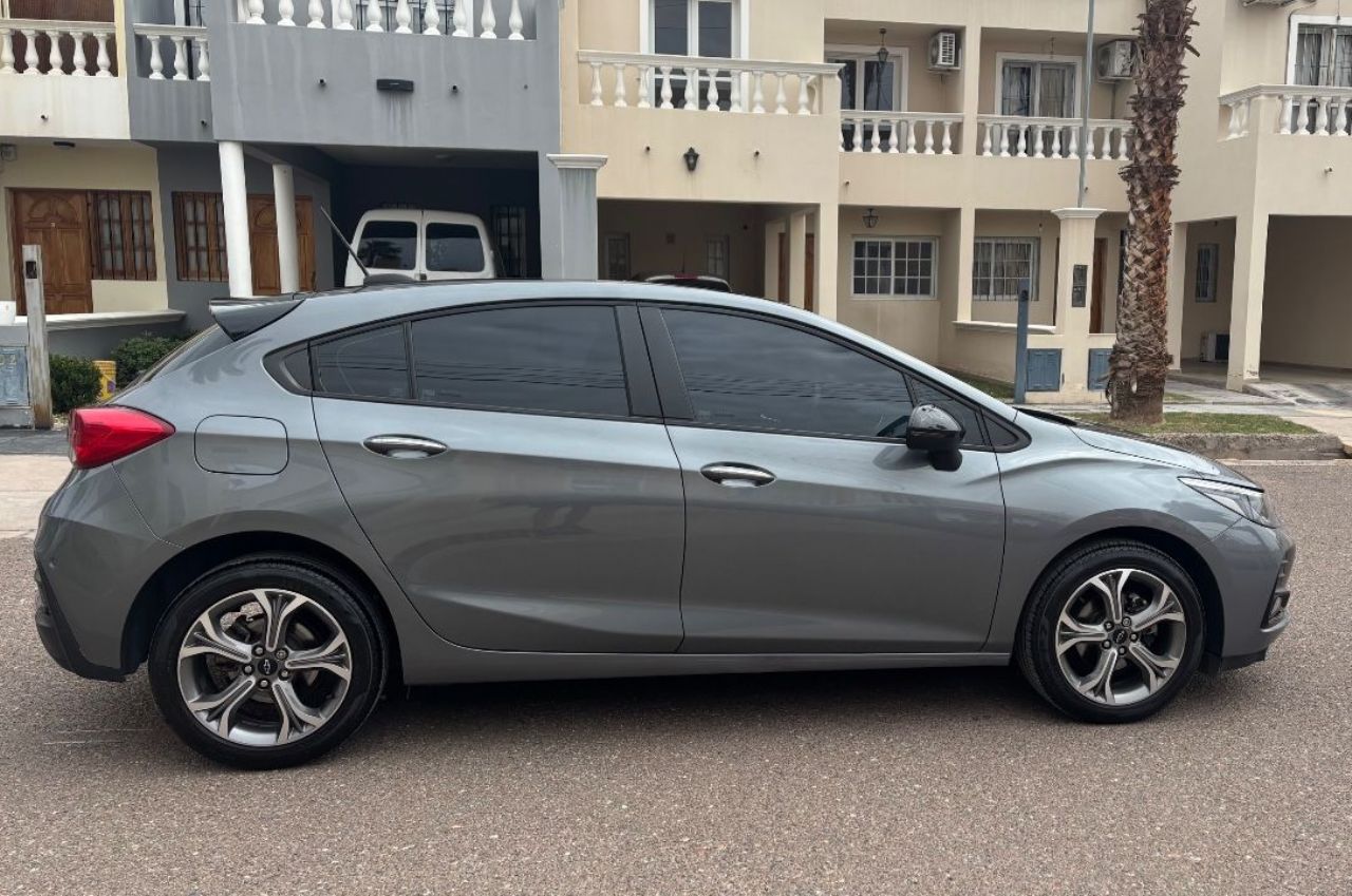 Chevrolet Cruze Usado en Mendoza, deRuedas