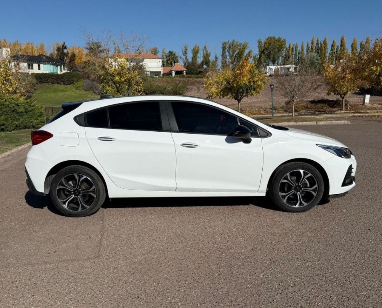 Chevrolet Cruze Usado en Mendoza, deRuedas