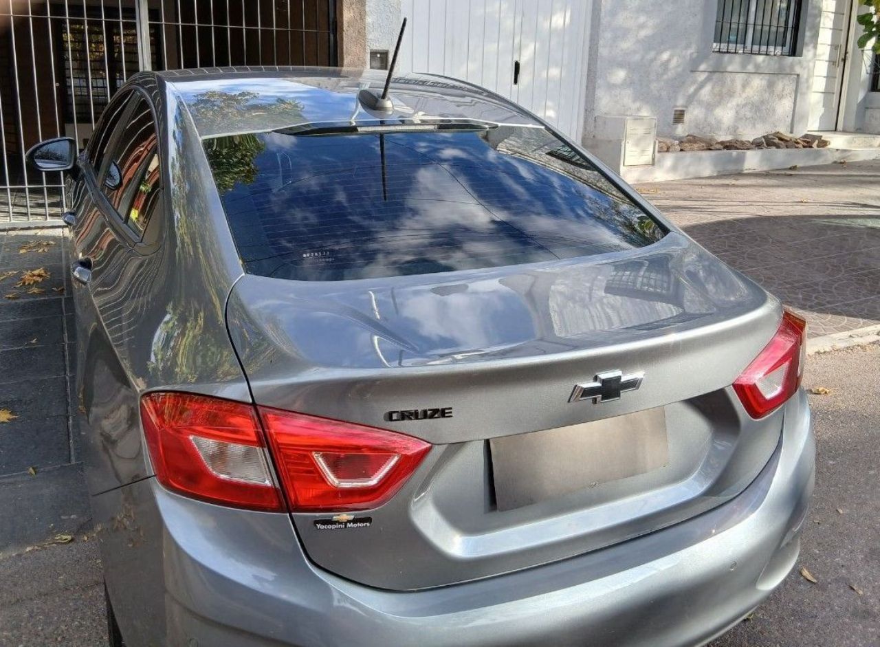 Chevrolet Cruze Usado en Mendoza, deRuedas