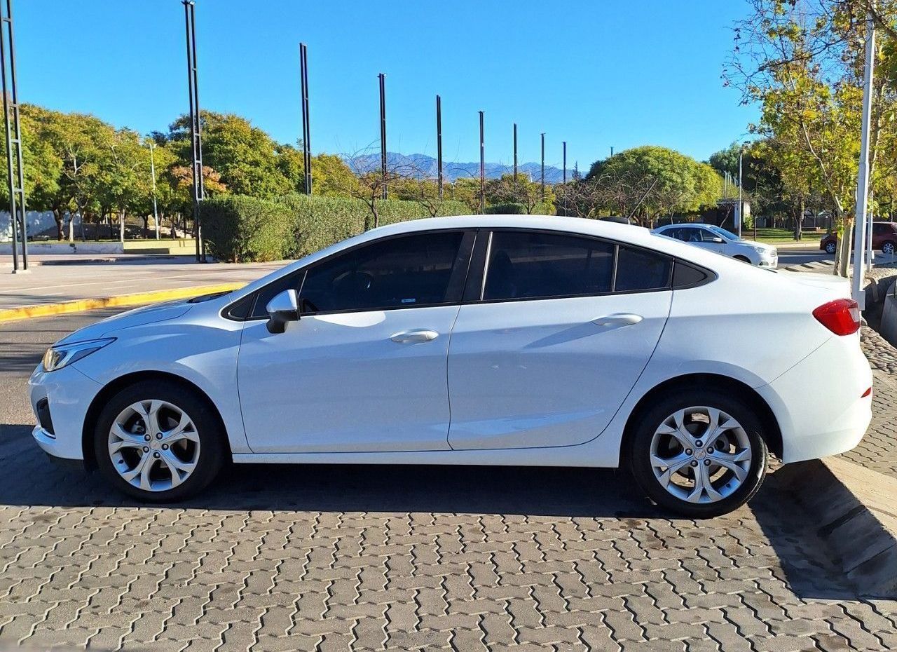 Chevrolet Cruze Usado en Mendoza, deRuedas