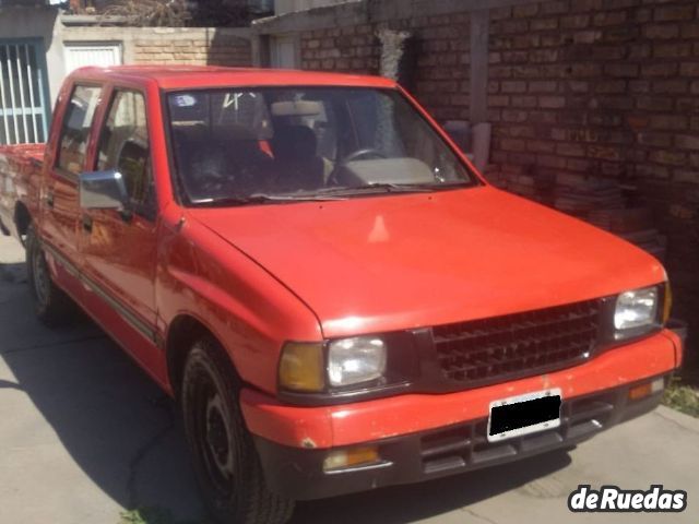 Chevrolet LUV Usada en Mendoza, deRuedas