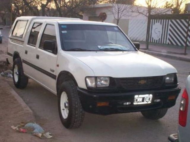 Chevrolet LUV Usada en Mendoza, deRuedas