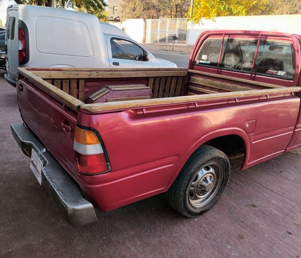 Chevrolet LUV Usada en Mendoza, deRuedas