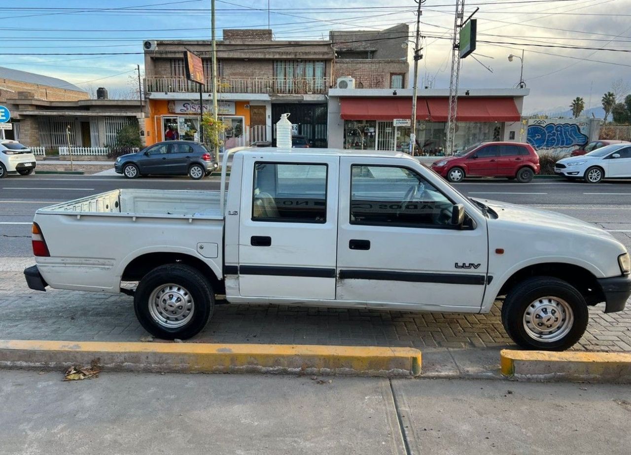 Chevrolet LUV Usada en Mendoza, deRuedas