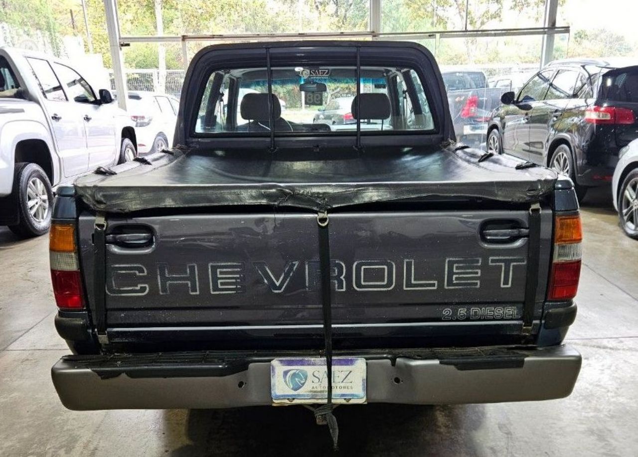 Chevrolet LUV Usada en Mendoza, deRuedas