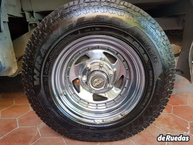 Chevrolet LUV Usada en Mendoza, deRuedas
