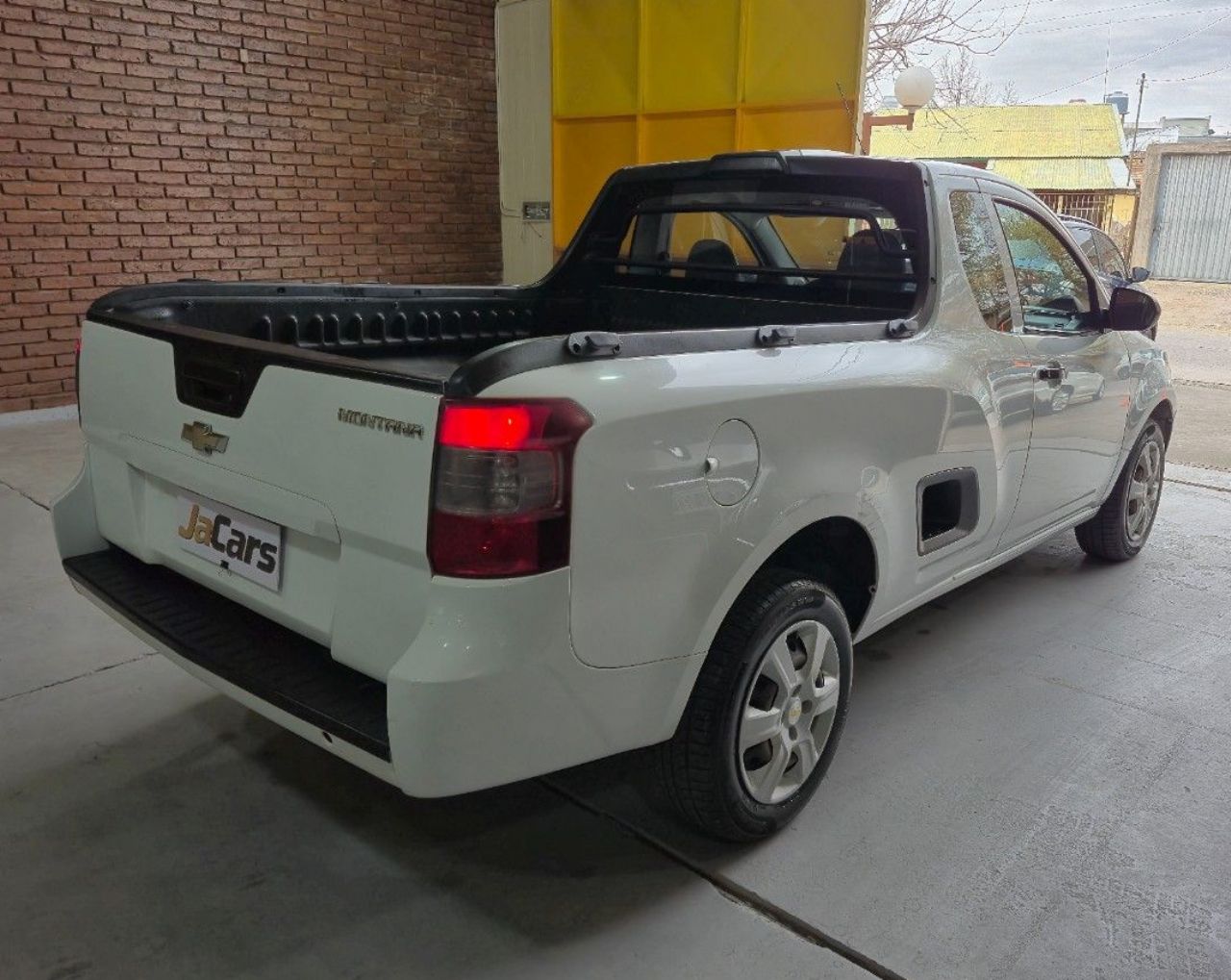 Chevrolet Montana Usada Financiado en Mendoza, deRuedas