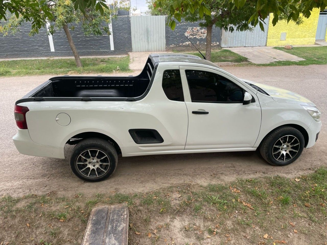 Chevrolet Montana Usada en Mendoza, deRuedas