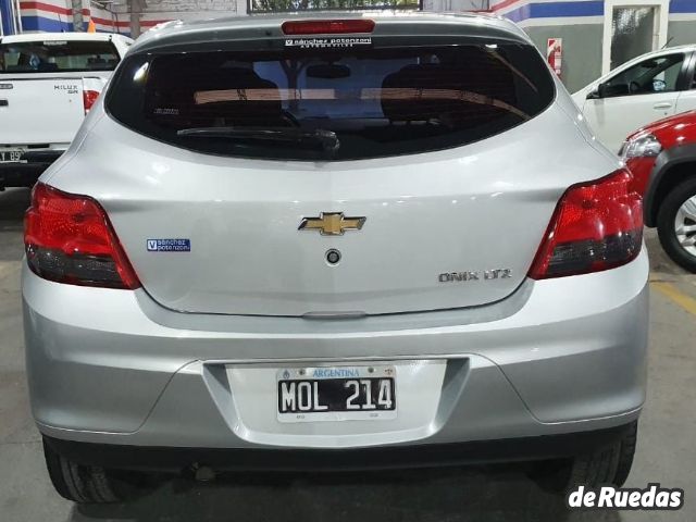 Chevrolet Onix Usado en Mendoza, deRuedas