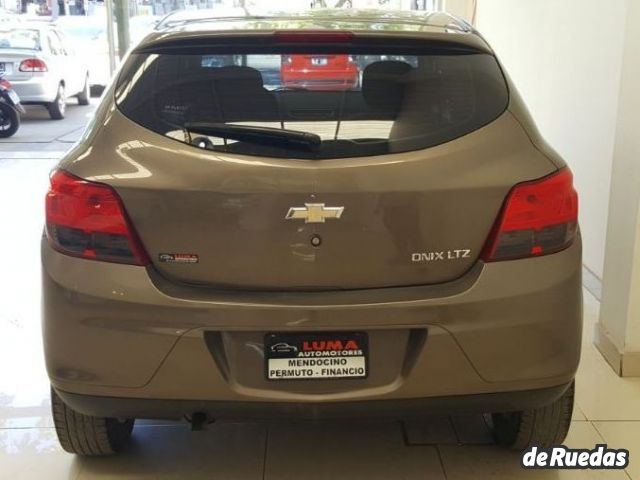 Chevrolet Onix Usado en Mendoza, deRuedas