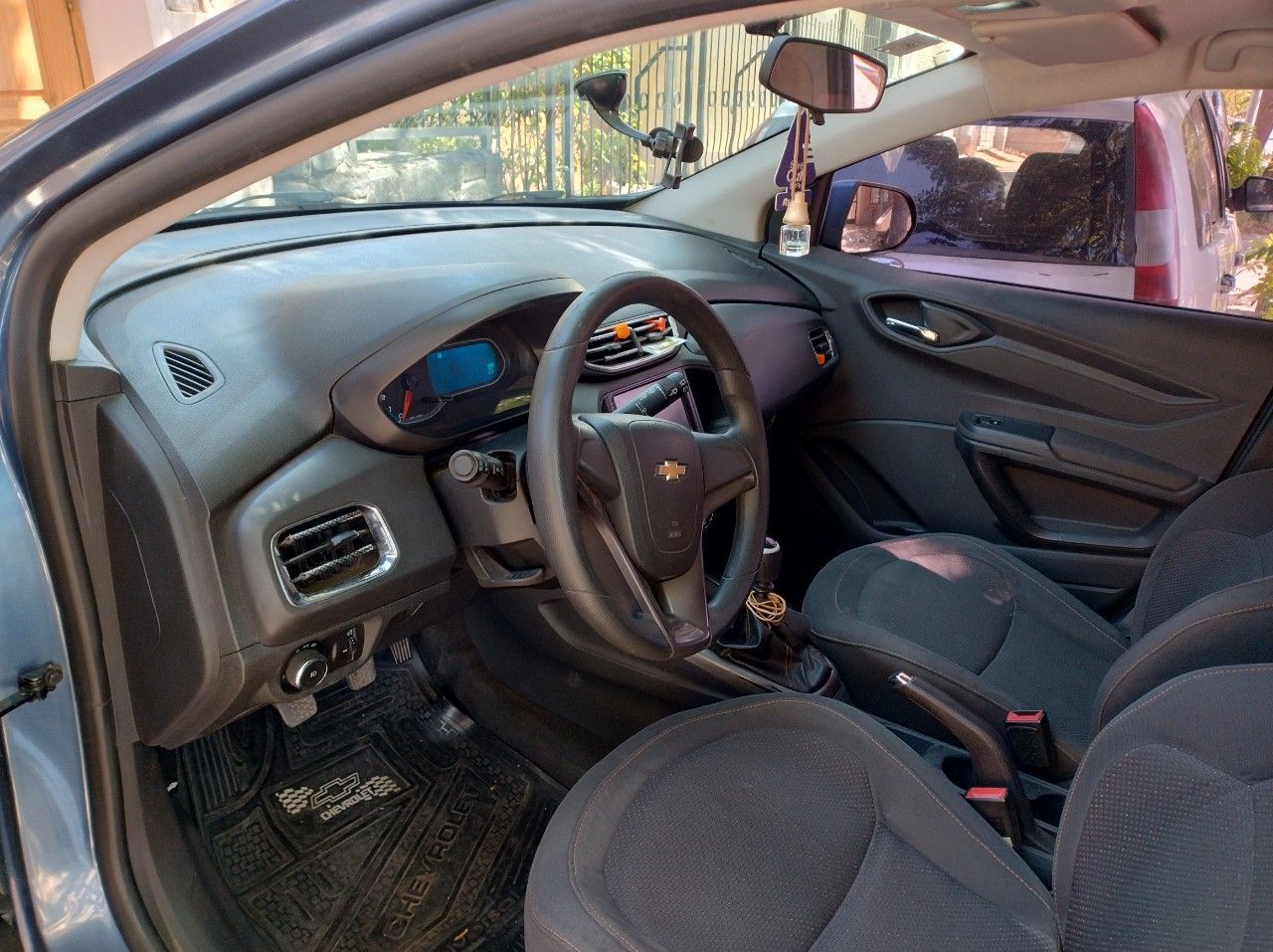 Chevrolet Onix Usado en Mendoza, deRuedas