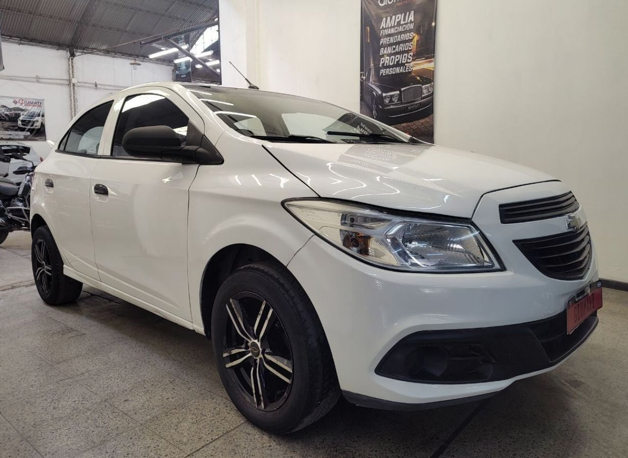 Chevrolet Onix Usado Financiado en Mendoza, deRuedas